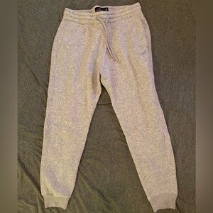 Hollister sweat pants, men’s medium
